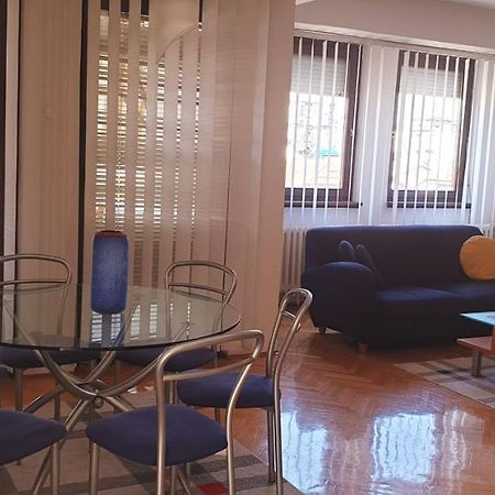 Spectacular Apartment In Skopje, City Mall Area Экстерьер фото